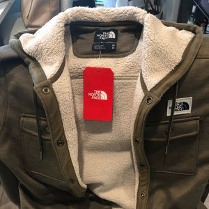 North face jacket brand new with tags